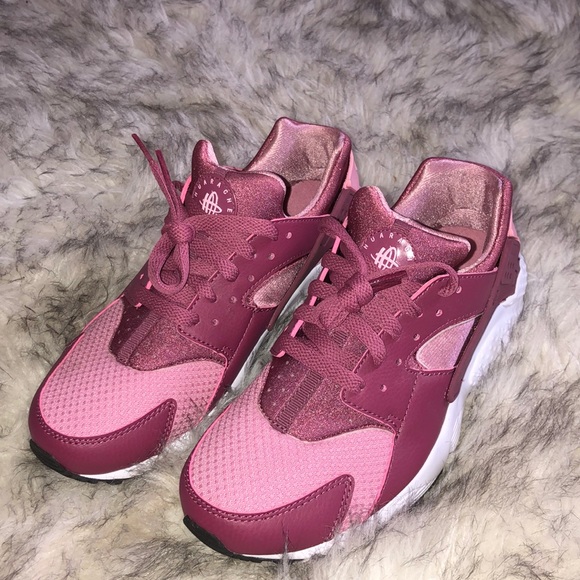 pink and purple huaraches